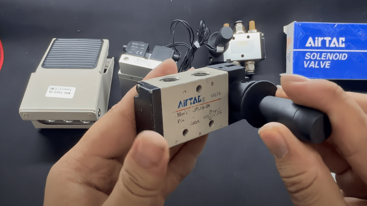 lua chon va mua van khi nen uy tin